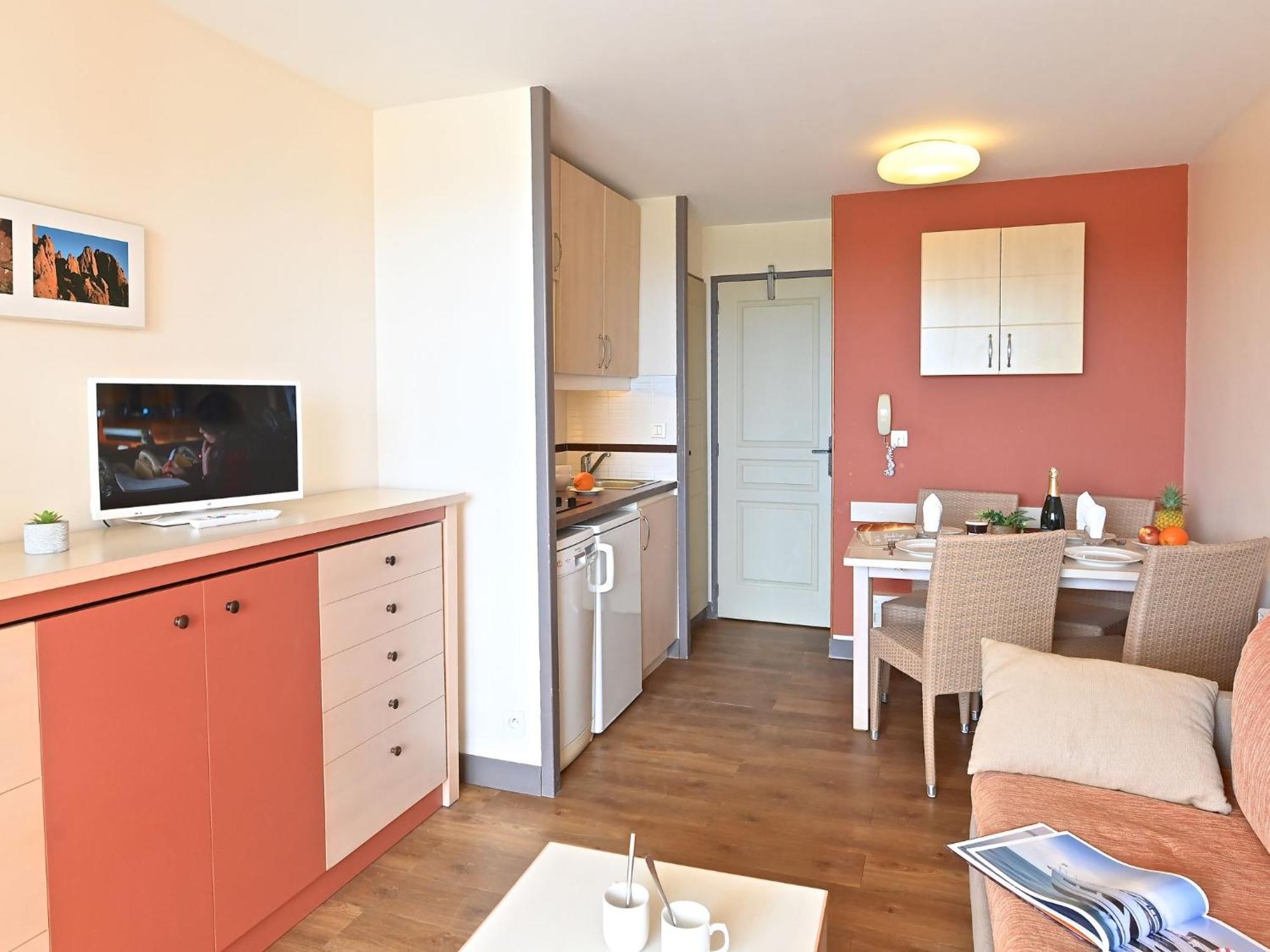 Apartment Village Cap Esterel - Le Village-76 By Interhome Saint-Raphaël Kültér fotó